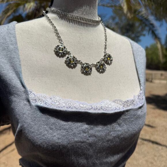 Reworked banana republic square - Picture 4 of 8